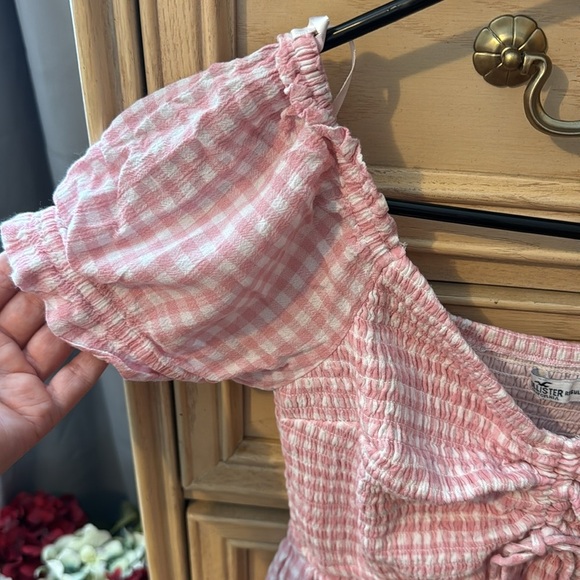 Hollister Checkered Romper - Picture 6 of 9